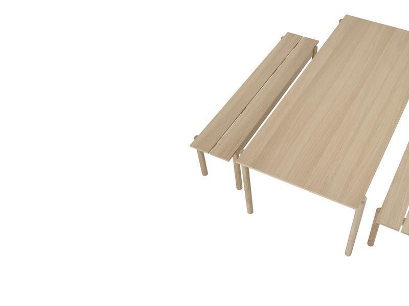 LINEAR WOOD TABLE