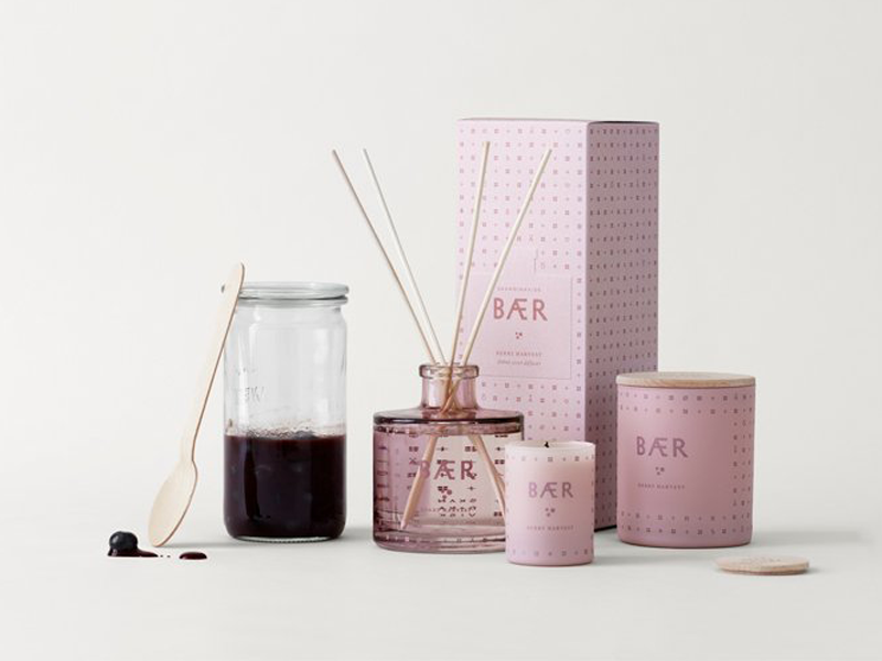 BÆR MINI SCENTED CANDLE (BERRY)